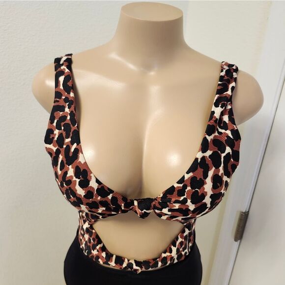 BRAND NEW MOONSTRUCK ONE PIECE WOMEN'S SWIMSUITS - Picture 6 of 15